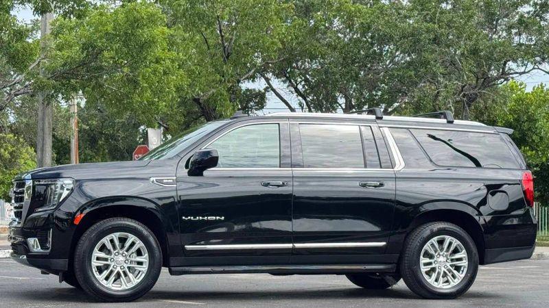 2021 GMC Yukon XL 2WD SLT