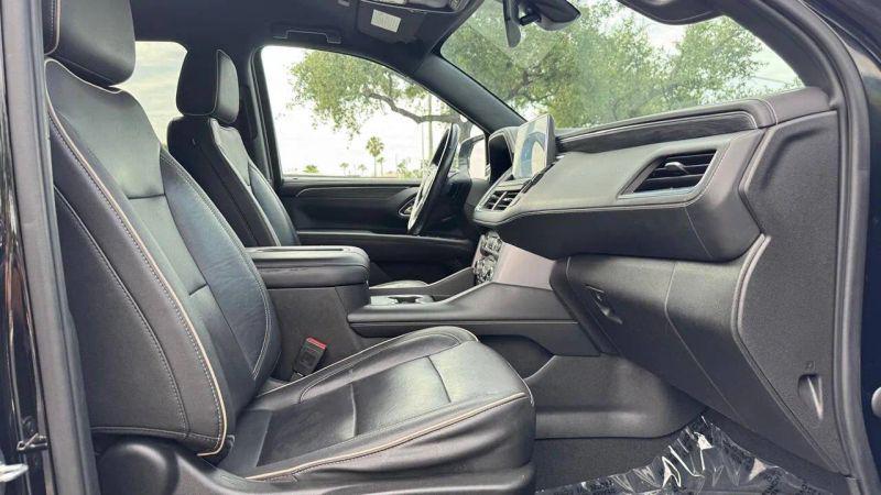 2021 GMC Yukon XL 2WD SLT