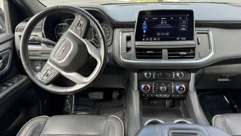 2021 GMC Yukon XL 2WD SLT