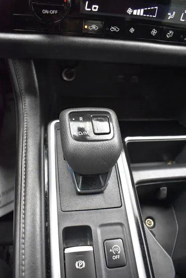 2024 Nissan Pathfinder SV FWD