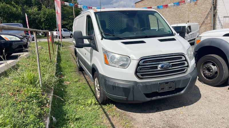 2015 Ford Transit w/Sliding Side Door w/RWB