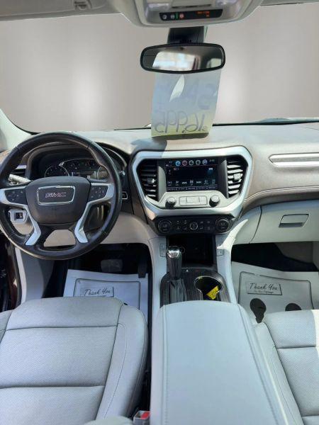 2017 GMC Acadia SLT-2