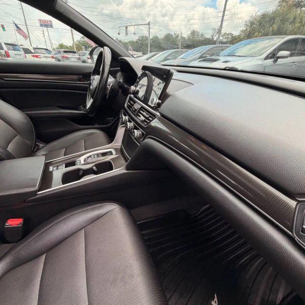 2022 Honda Accord Sport 2.0T