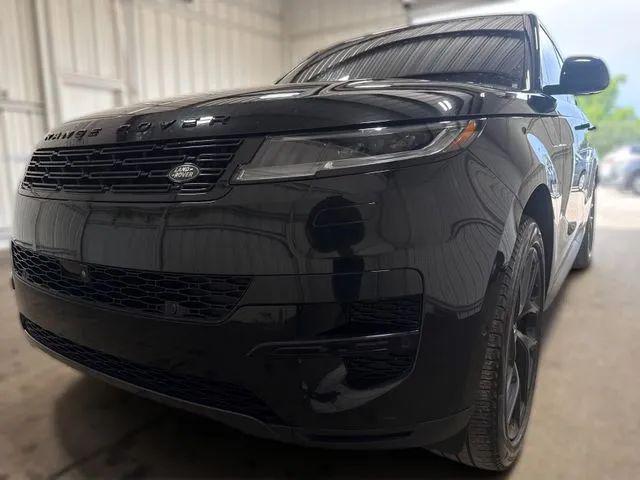 2025 Land Rover Range Rover Sport P360 SE
