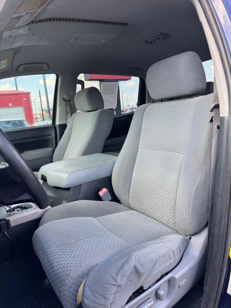 2013 Toyota Tundra Grade 5.7L V8