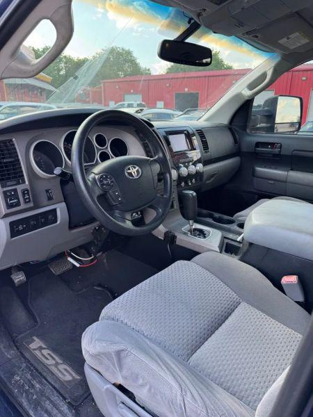 2013 Toyota Tundra Grade 5.7L V8