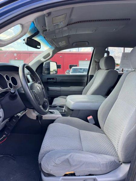 2013 Toyota Tundra Grade 5.7L V8