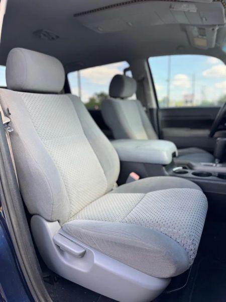 2013 Toyota Tundra Grade 5.7L V8