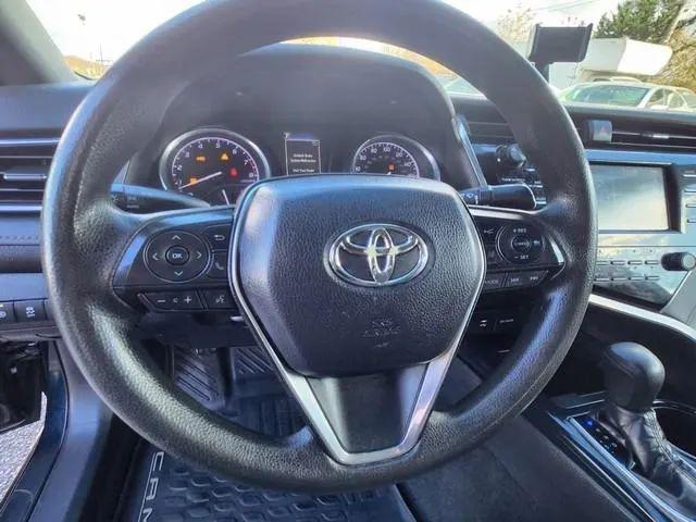 2018 Toyota Camry LE for sale in New Castle, DE