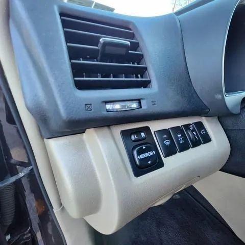 2012 Toyota Highlander SE V6