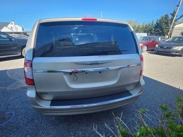 2015 Chrysler Town & Country Touring
