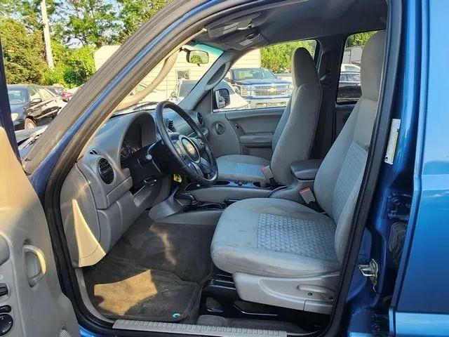 2005 Jeep Liberty Sport