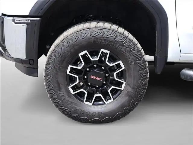 2025 GMC Sierra 2500HD 4WD Regular Cab Long Bed Pro