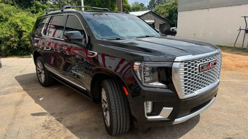 2021 GMC Yukon 4WD Denali