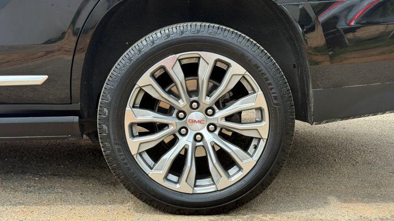2021 GMC Yukon 4WD Denali