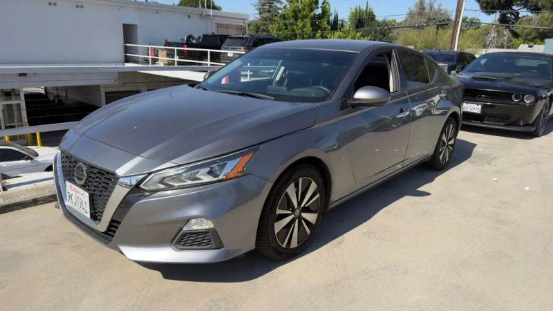 2022 Nissan Altima SV FWD