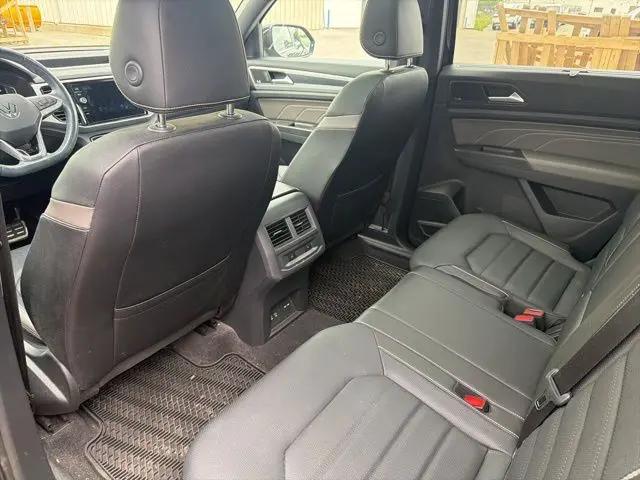 2022 Volkswagen Atlas Cross Sport 3.6L V6 SEL Premium R-Line