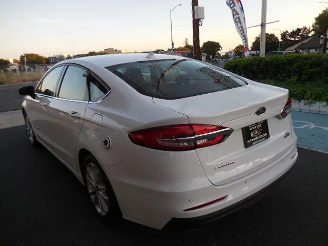 2019 Ford Fusion Hybrid SE