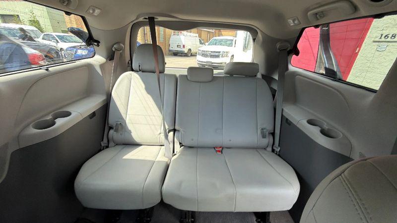 2018 Toyota Sienna XLE 7 Passenger
