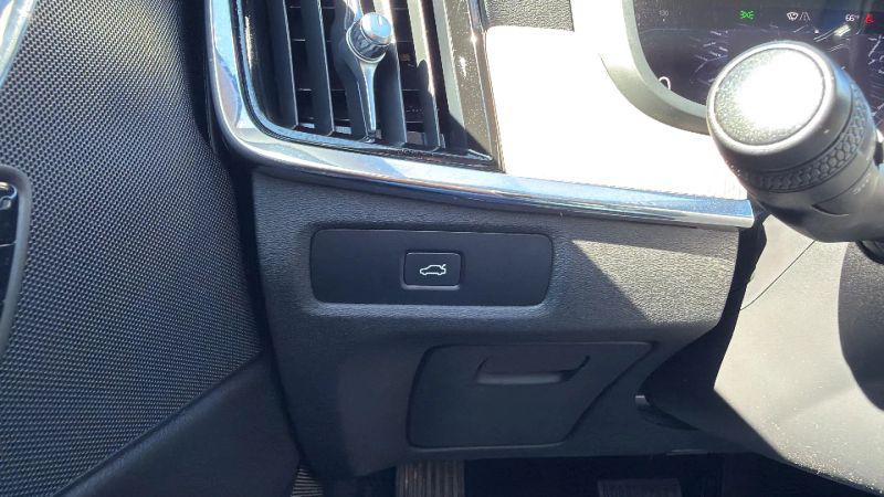 2024 Volvo S90 B6 Plus