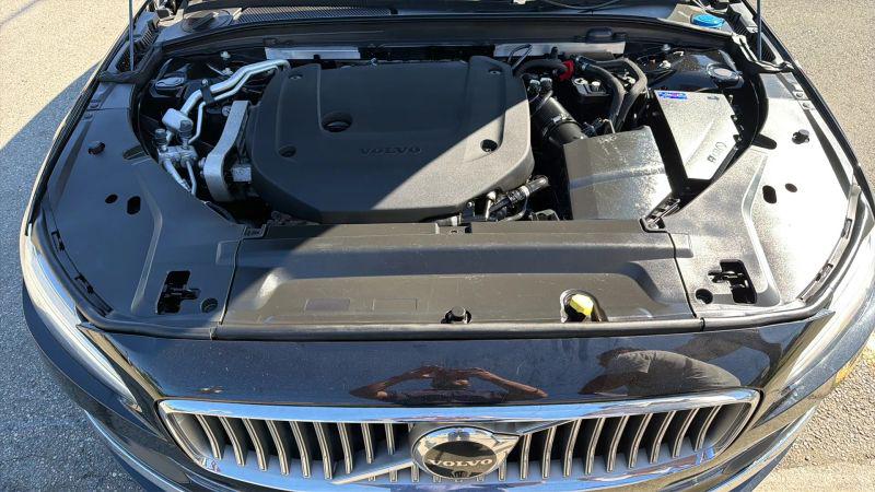 2024 Volvo S90 B6 Plus