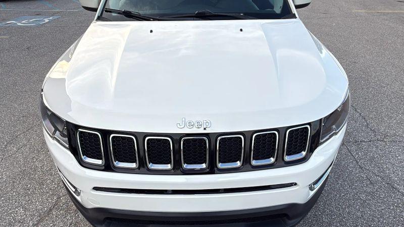 2020 Jeep Compass Latitude FWD
