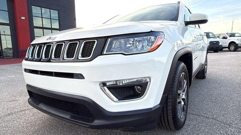 2020 Jeep Compass Latitude FWD