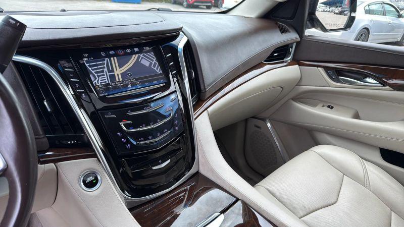 2017 Cadillac Escalade ESV Premium Luxury