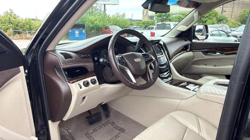2017 Cadillac Escalade ESV Premium Luxury