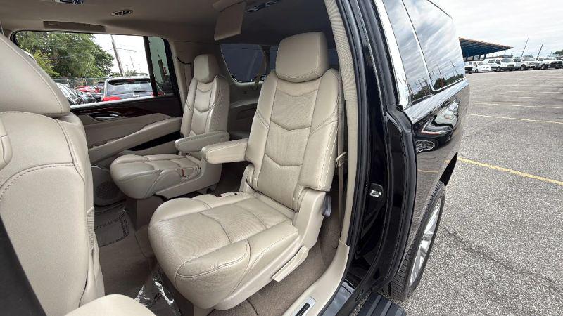 2017 Cadillac Escalade ESV Premium Luxury