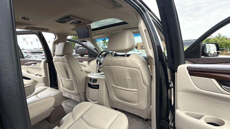 2017 Cadillac Escalade ESV Premium Luxury