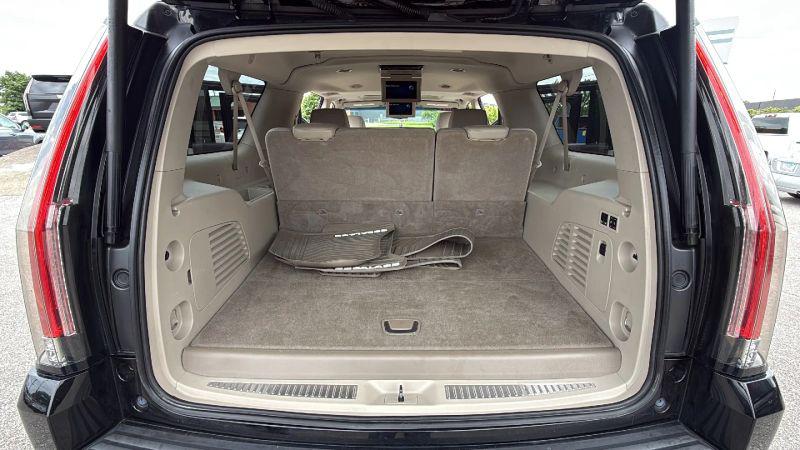 2017 Cadillac Escalade ESV Premium Luxury