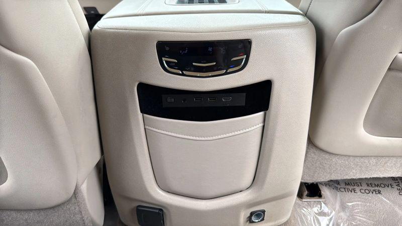 2017 Cadillac Escalade ESV Premium Luxury