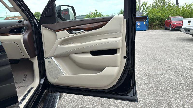 2017 Cadillac Escalade ESV Premium Luxury