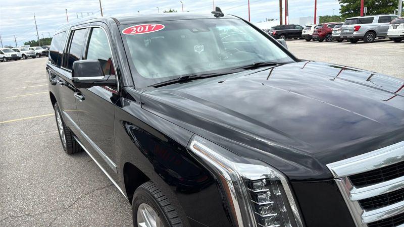 2017 Cadillac Escalade ESV Premium Luxury
