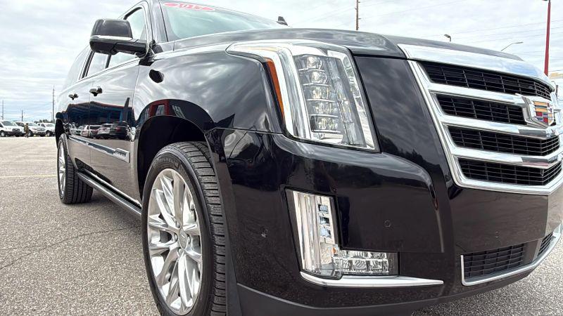 2017 Cadillac Escalade ESV Premium Luxury