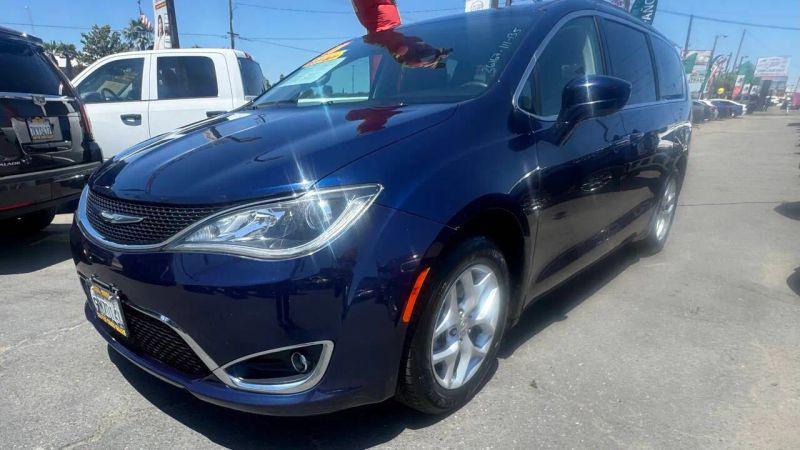 2018 Chrysler Pacifica Touring Plus