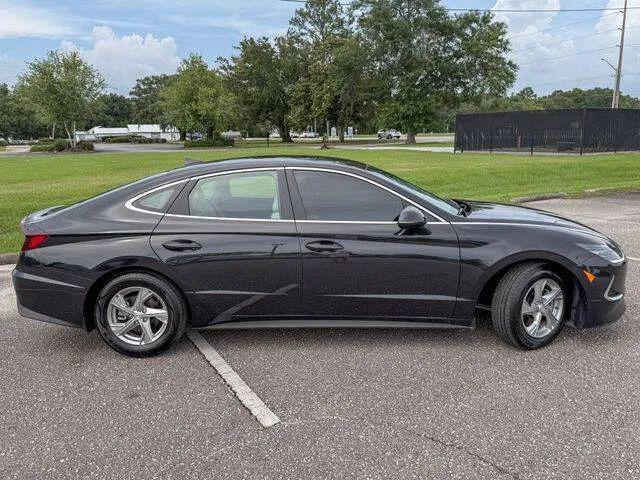 2023 Hyundai Sonata SE