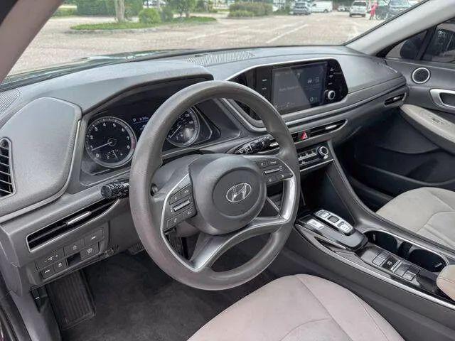 2023 Hyundai Sonata SE