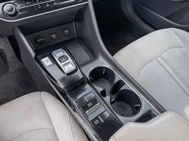 2023 Hyundai Sonata SE