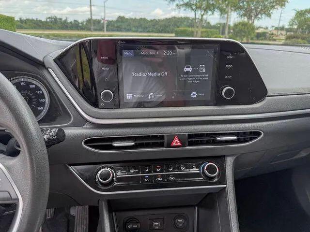 2023 Hyundai Sonata SE