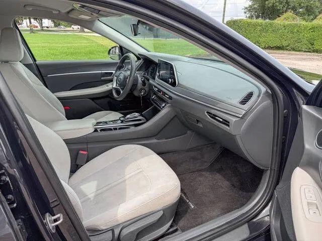 2023 Hyundai Sonata SE