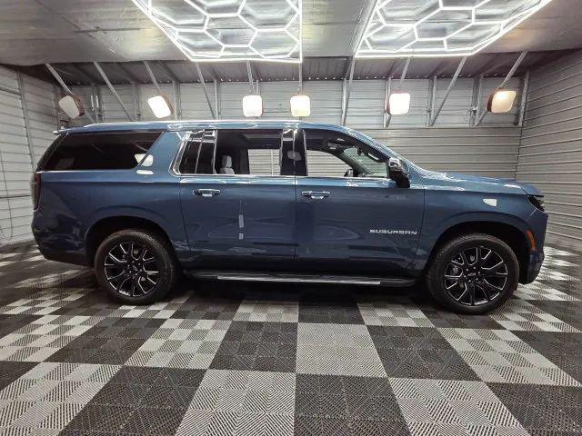 2025 Chevrolet Suburban 4WD Premier