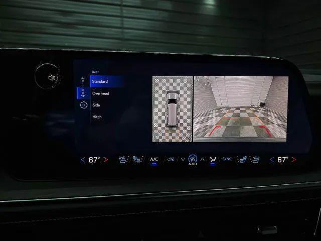 2025 Chevrolet Suburban 4WD Premier