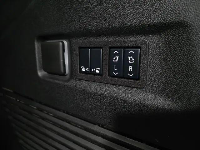 2025 Chevrolet Suburban 4WD Premier
