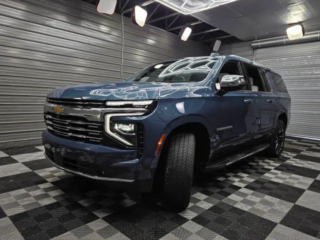 2025 Chevrolet Suburban 4WD Premier