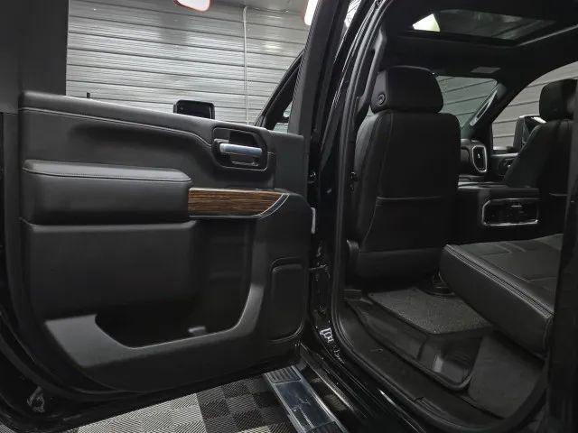 2021 Chevrolet Silverado 2500HD 4WD Crew Cab Standard Bed High Country