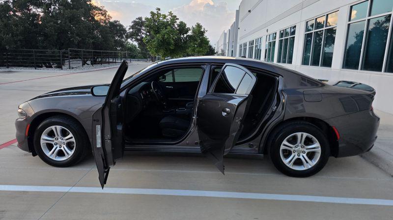 2021 Dodge Charger SXT RWD