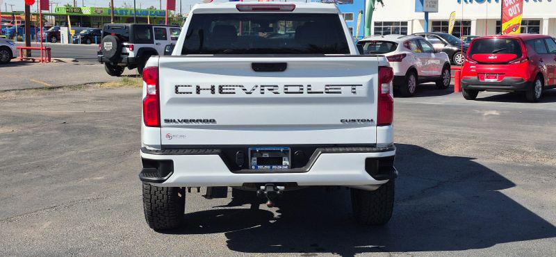 2022 Chevrolet Silverado 1500 2WD Crew Cab Short Bed Custom