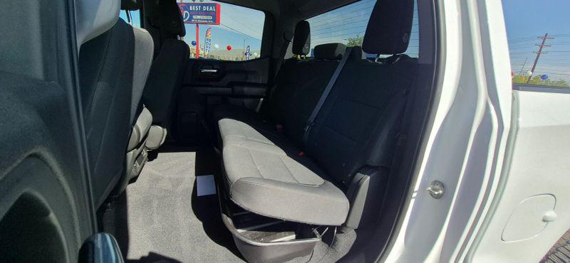 2022 Chevrolet Silverado 1500 2WD Crew Cab Short Bed Custom